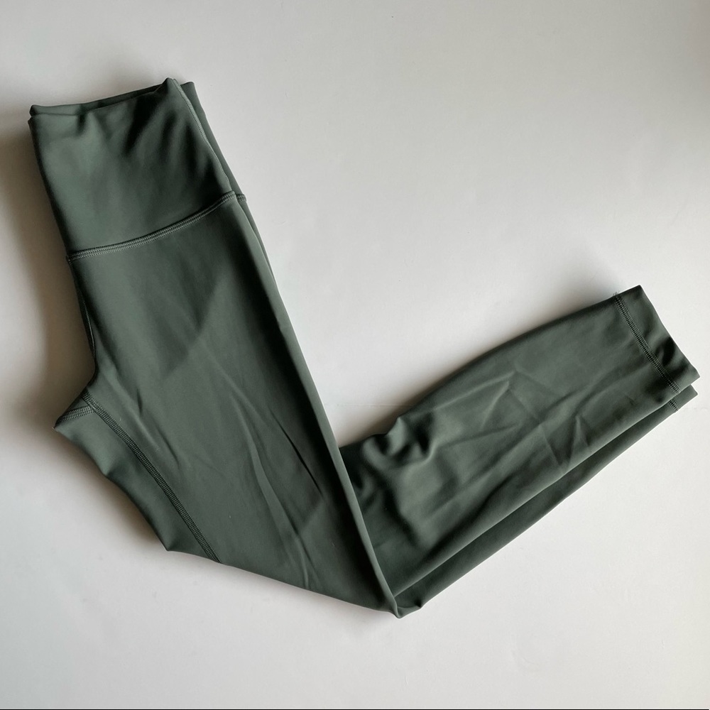 Lululemon Wunder Train High-Rise Tight 25"